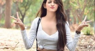 Kolkata Escorts Service at 9163299126 rock on